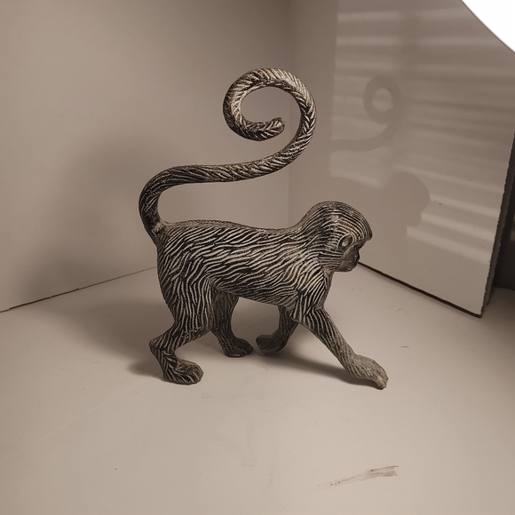 Cast Metal Monkey Figurine Sculpture - Picture 4 of 11